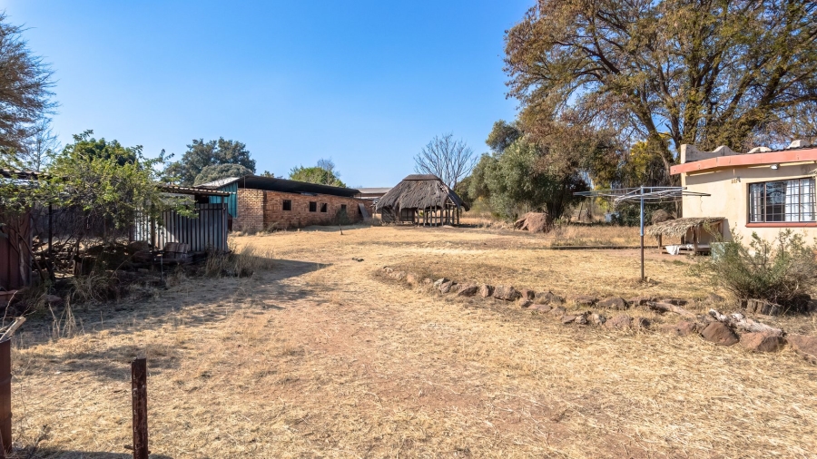 Commercial Property for Sale in Mont Lorraine Ah Gauteng