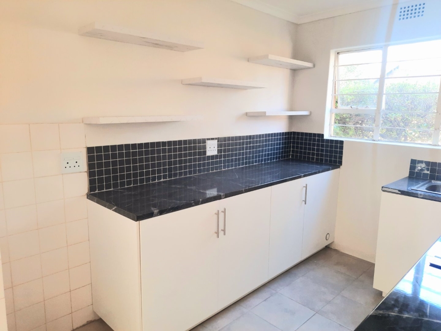 2 Bedroom Property for Sale in Little Falls Gauteng