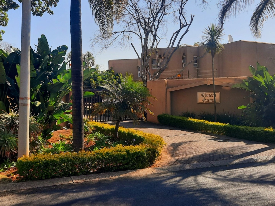2 Bedroom Property for Sale in Little Falls Gauteng