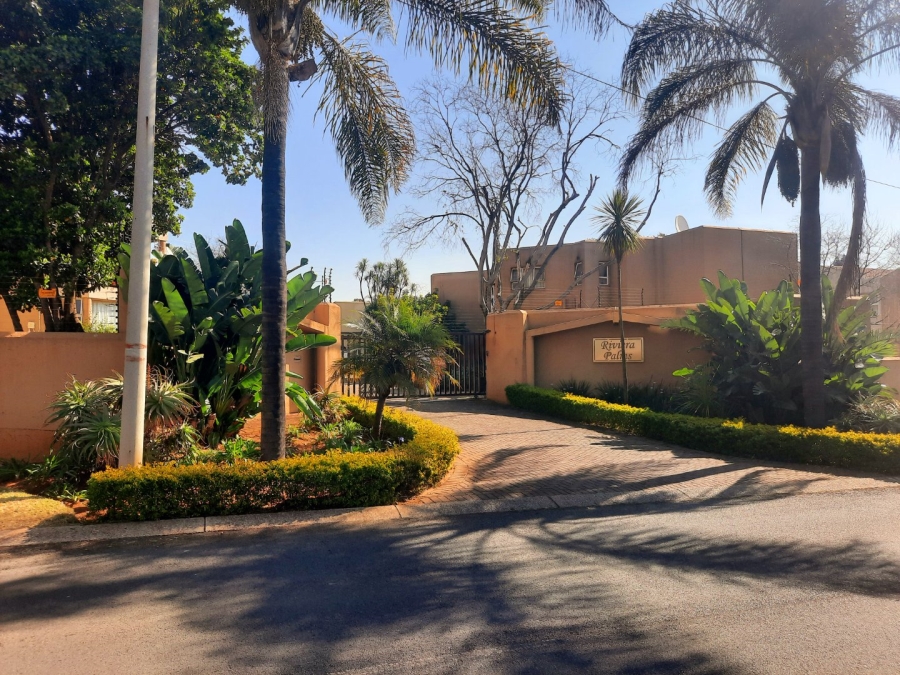 2 Bedroom Property for Sale in Little Falls Gauteng