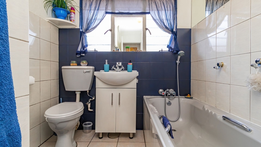 2 Bedroom Property for Sale in Cresslawn Gauteng