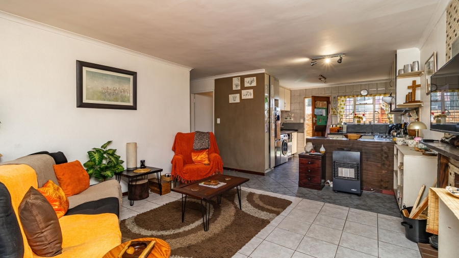 2 Bedroom Property for Sale in Cresslawn Gauteng