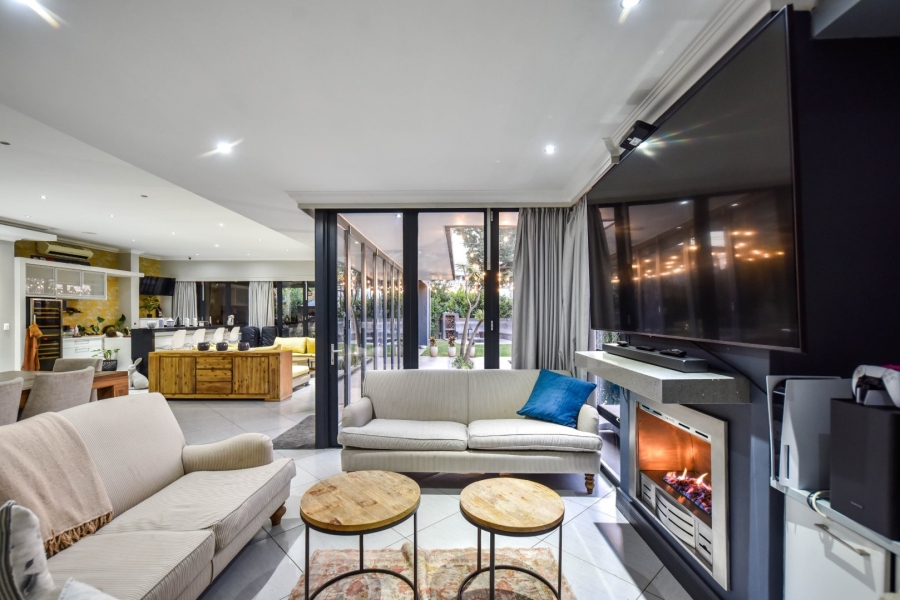 4 Bedroom Property for Sale in Lombardy Gauteng