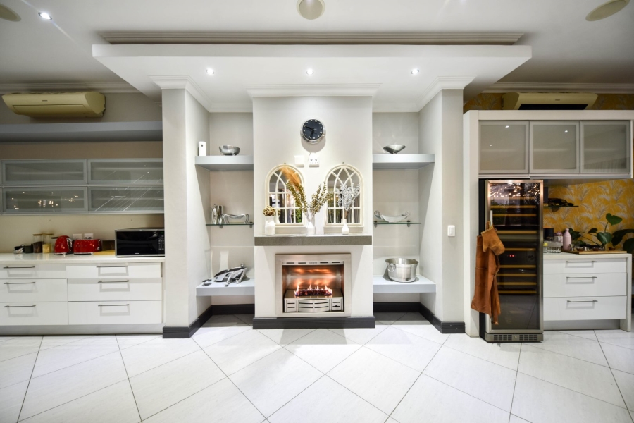 4 Bedroom Property for Sale in Lombardy Gauteng