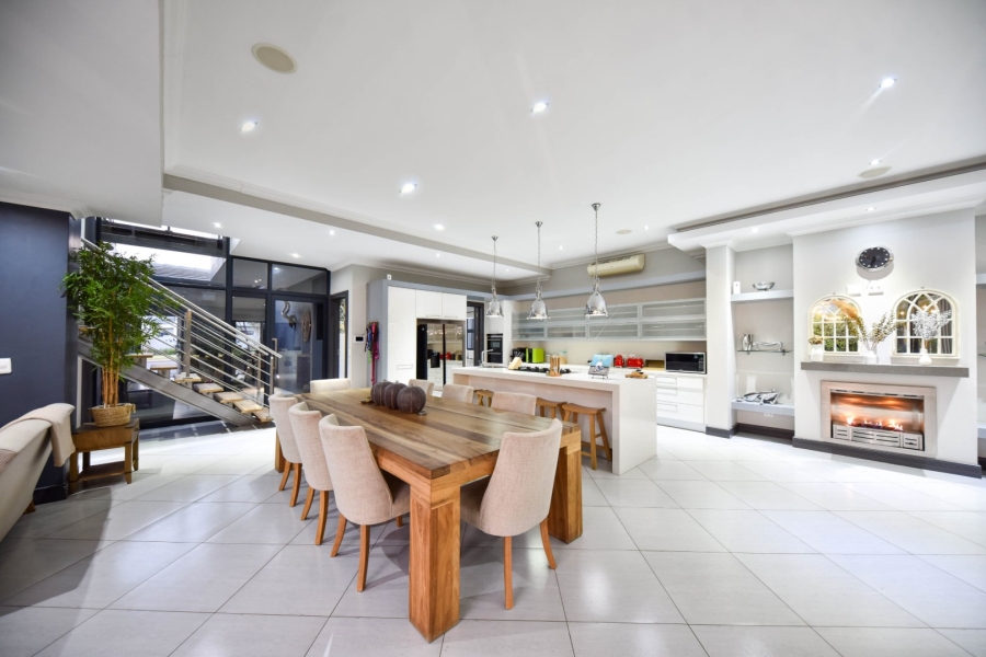 4 Bedroom Property for Sale in Lombardy Gauteng