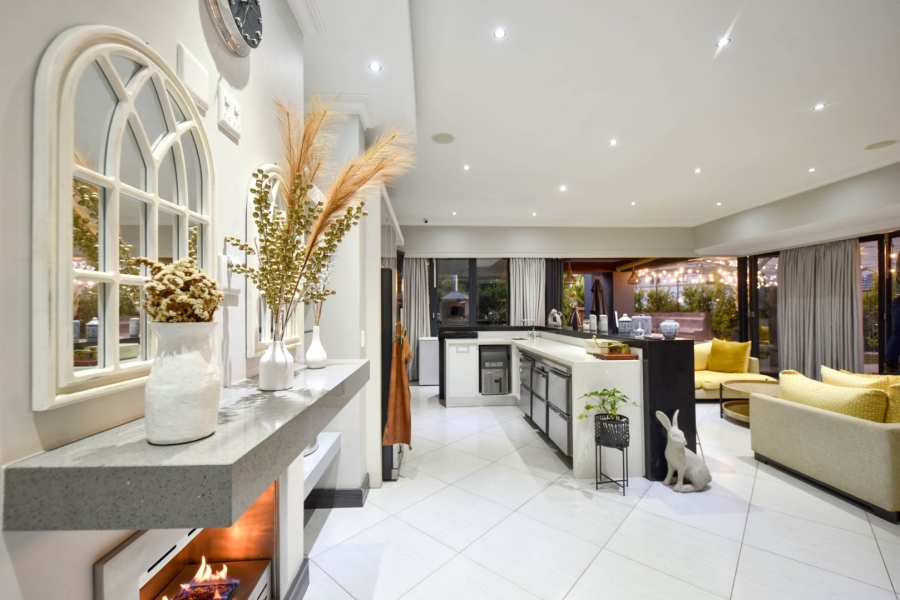 4 Bedroom Property for Sale in Lombardy Gauteng