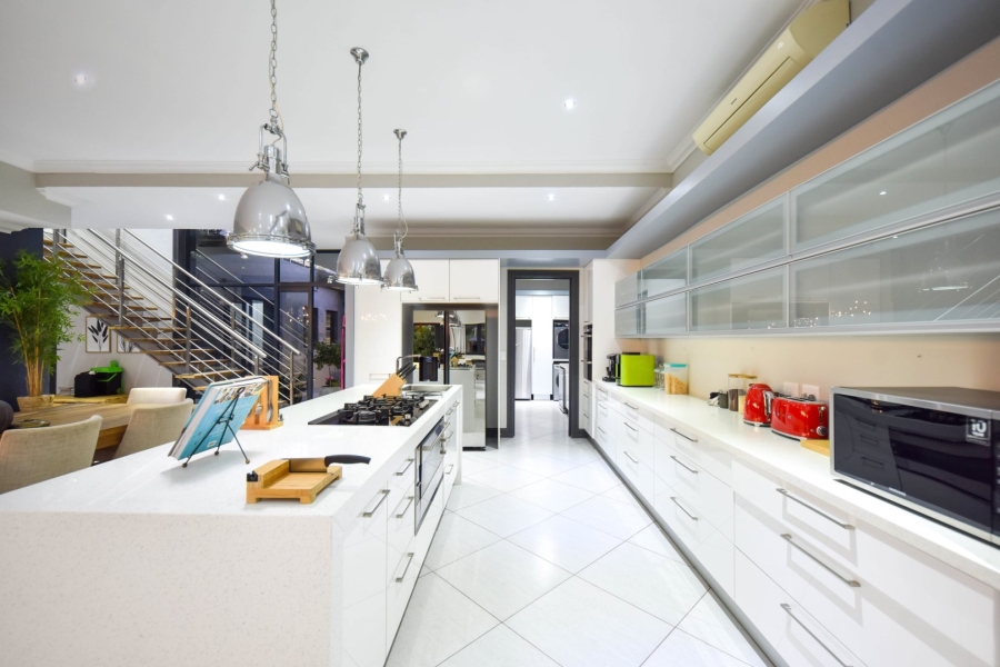 4 Bedroom Property for Sale in Lombardy Gauteng