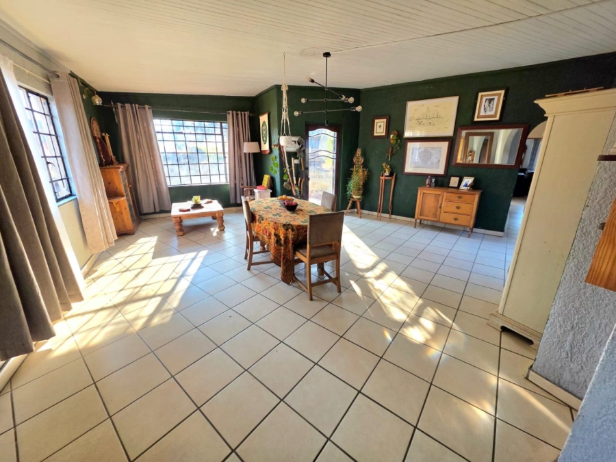 Commercial Property for Sale in Mont Lorraine Ah Gauteng