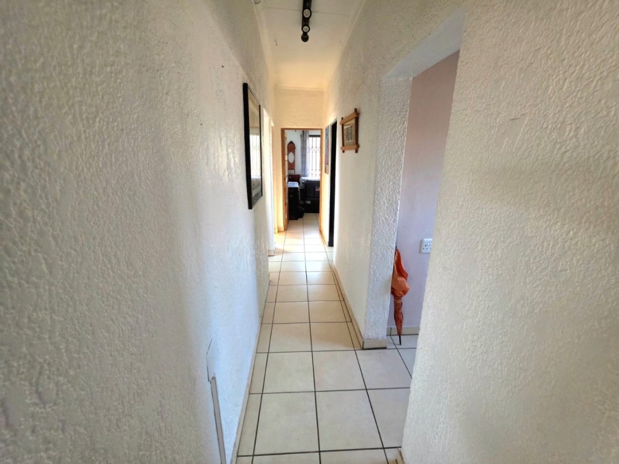 Commercial Property for Sale in Mont Lorraine Ah Gauteng