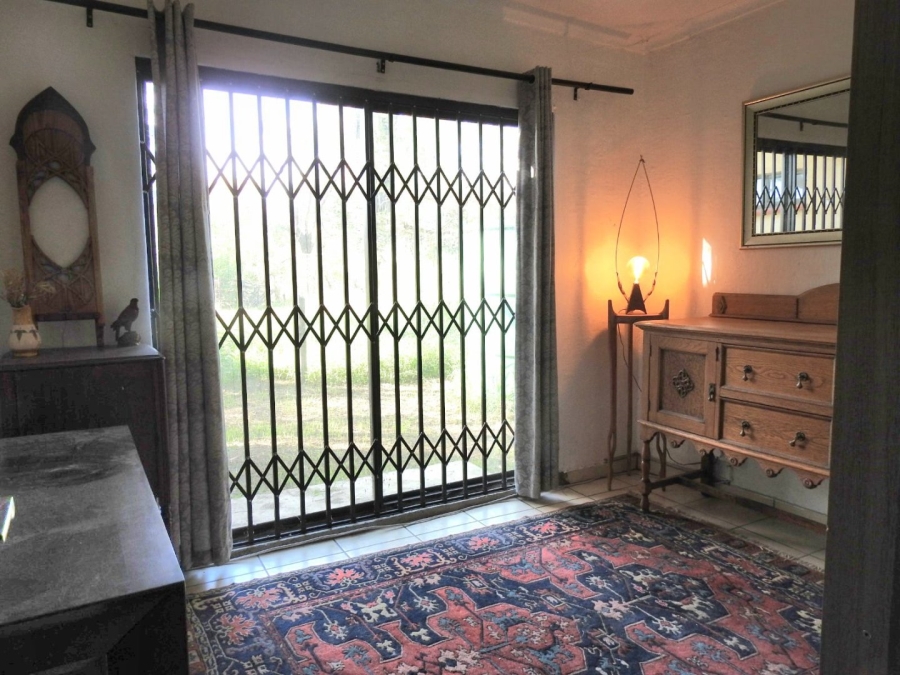 Commercial Property for Sale in Mont Lorraine Ah Gauteng