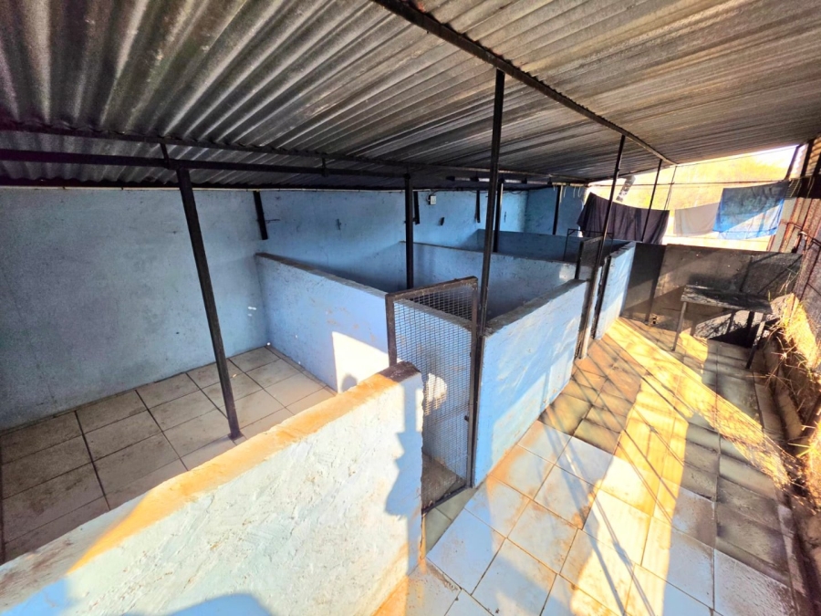 Commercial Property for Sale in Mont Lorraine Ah Gauteng