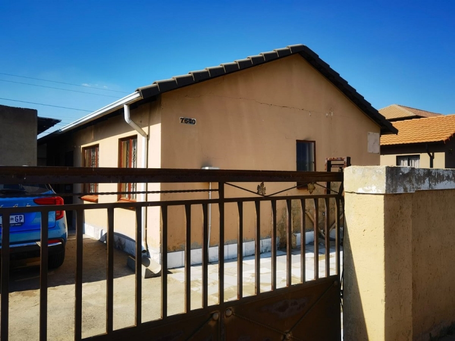 2 Bedroom Property for Sale in Windmill Park Gauteng