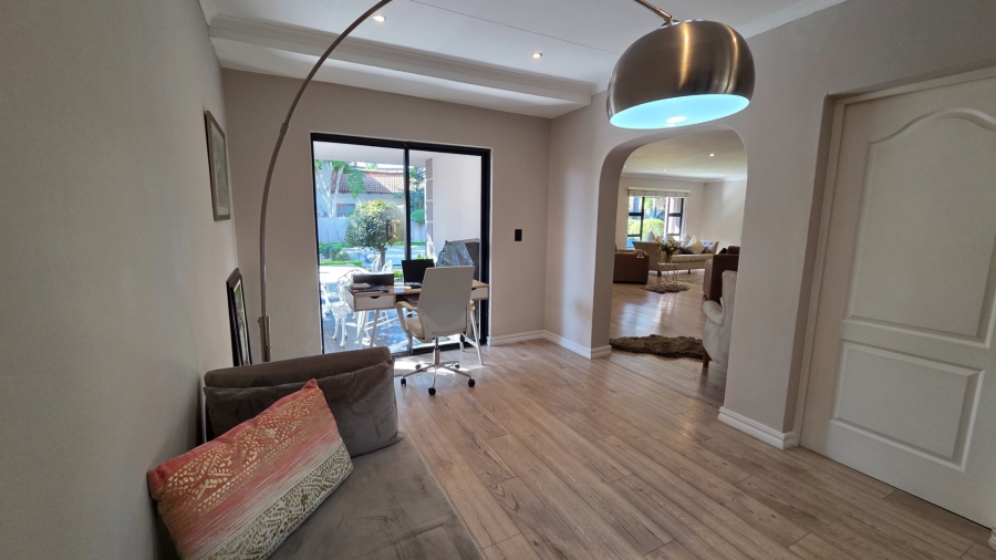 3 Bedroom Property for Sale in Amberfield Crest Estate Gauteng