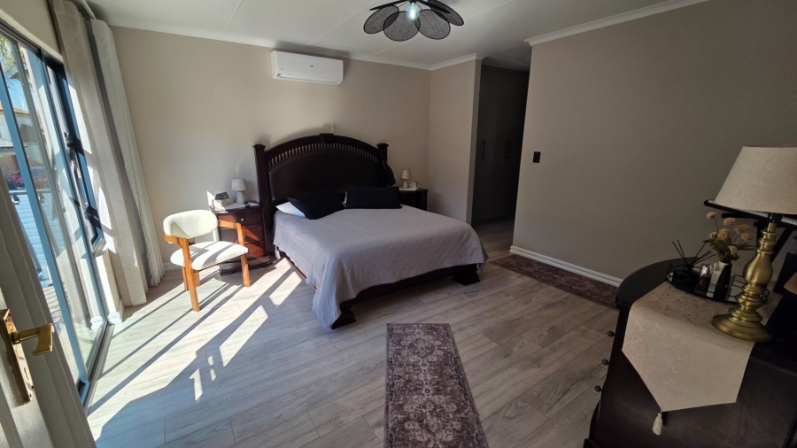 3 Bedroom Property for Sale in Amberfield Crest Estate Gauteng
