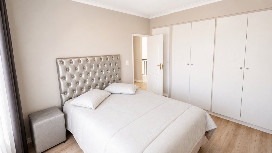 3 Bedroom Property for Sale in Amberfield Crest Estate Gauteng