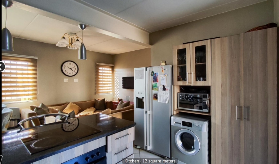 3 Bedroom Property for Sale in Albertsdal Gauteng