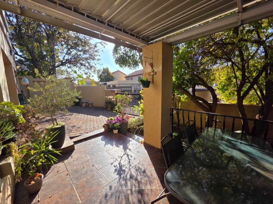 3 Bedroom Property for Sale in La Montagne Gauteng