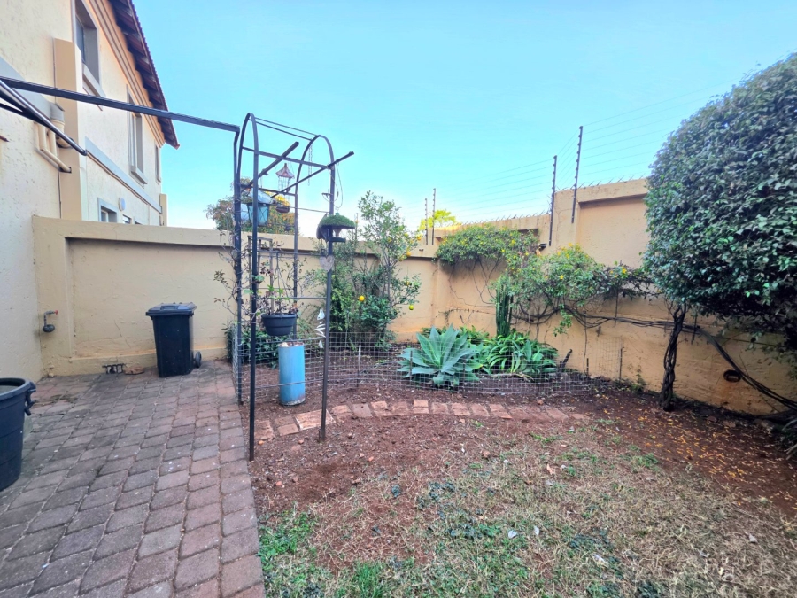 3 Bedroom Property for Sale in La Montagne Gauteng