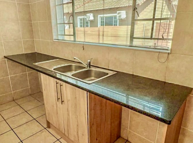3 Bedroom Property for Sale in Thatchfield Estate Gauteng