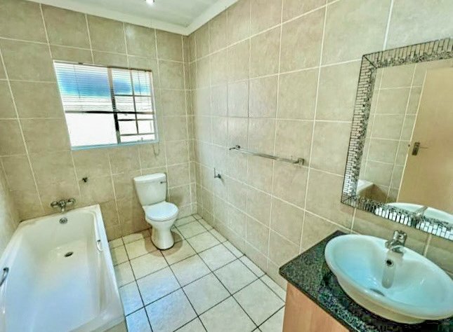 3 Bedroom Property for Sale in Thatchfield Estate Gauteng