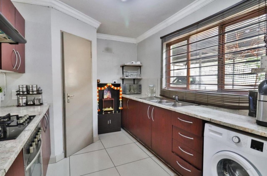 2 Bedroom Property for Sale in Vorna Valley Gauteng