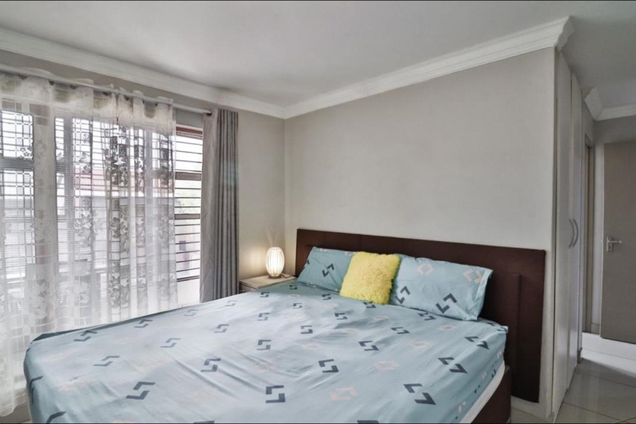 2 Bedroom Property for Sale in Vorna Valley Gauteng
