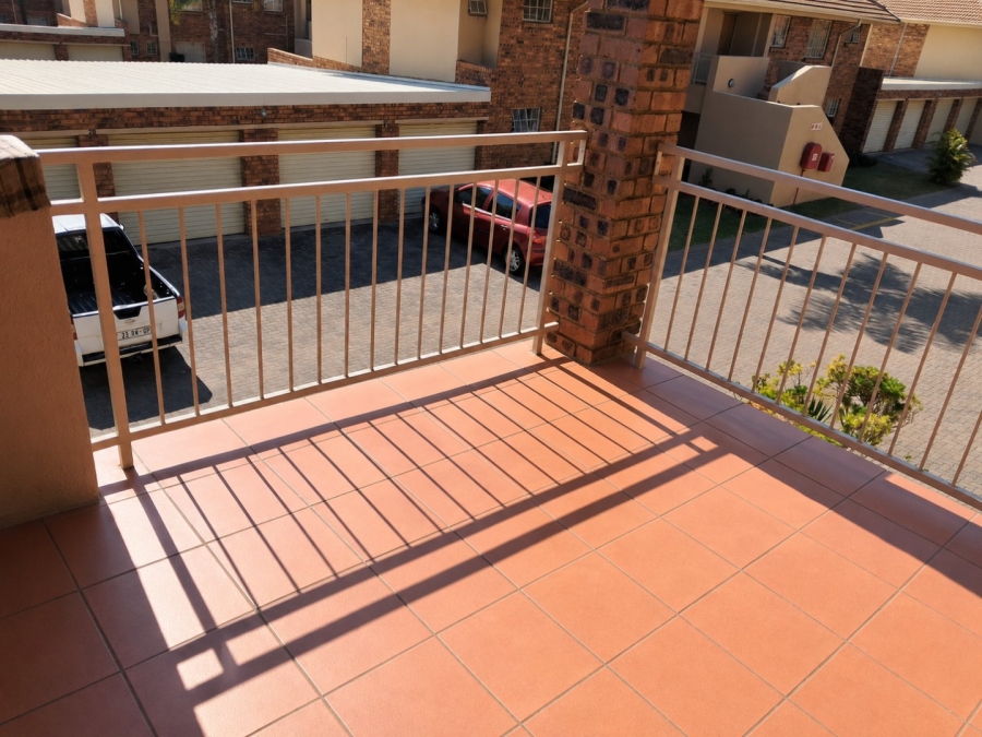 3 Bedroom Property for Sale in Magalieskruin Gauteng