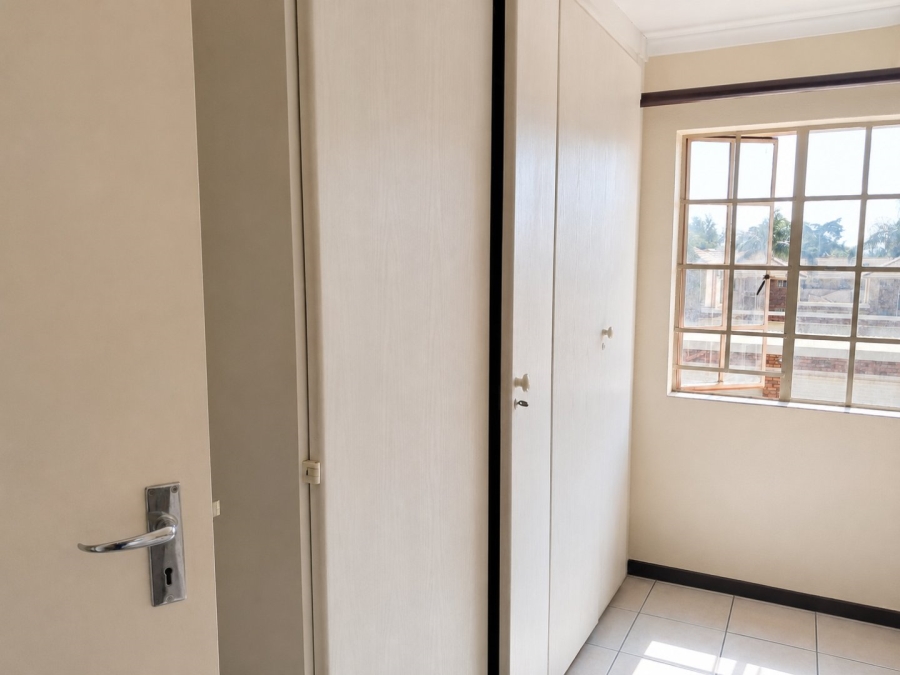3 Bedroom Property for Sale in Magalieskruin Gauteng