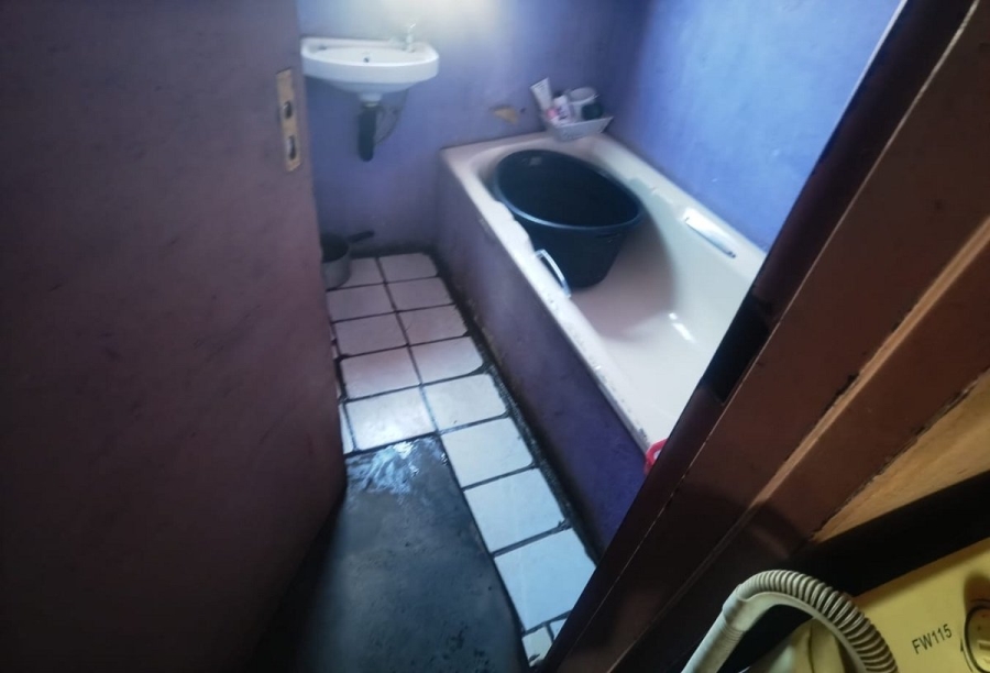 2 Bedroom Property for Sale in Daveyton Gauteng