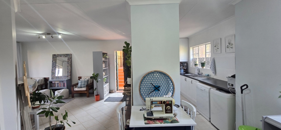 2 Bedroom Property for Sale in Die Hoewes Gauteng