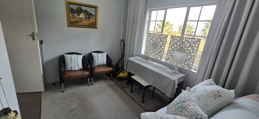 2 Bedroom Property for Sale in Die Hoewes Gauteng