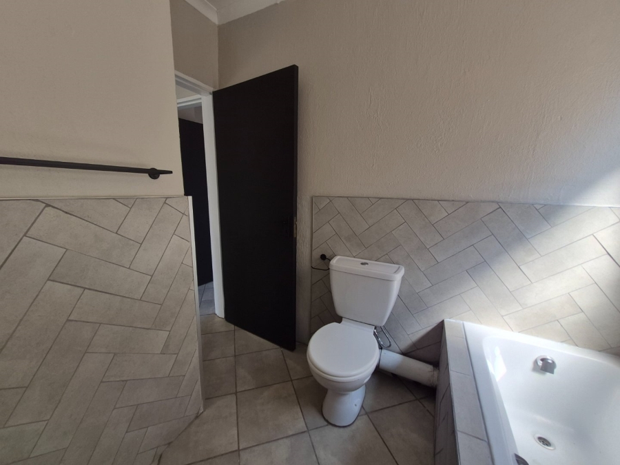 2 Bedroom Property for Sale in Honeypark Gauteng