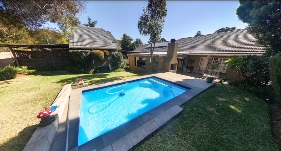  Bedroom Property for Sale in Murrayfield Gauteng