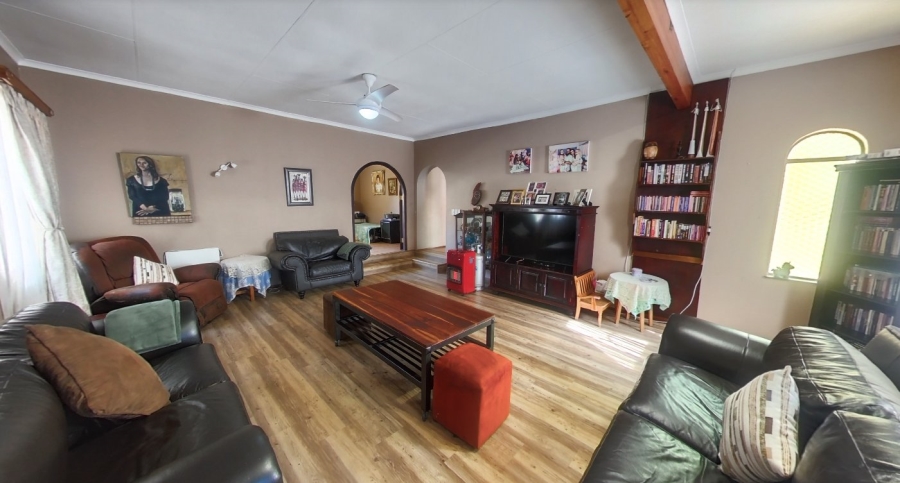  Bedroom Property for Sale in Murrayfield Gauteng