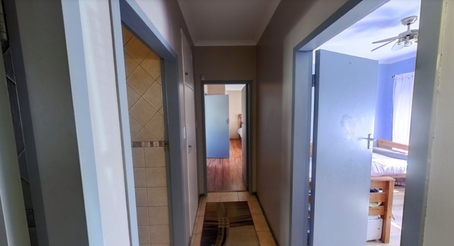  Bedroom Property for Sale in Murrayfield Gauteng