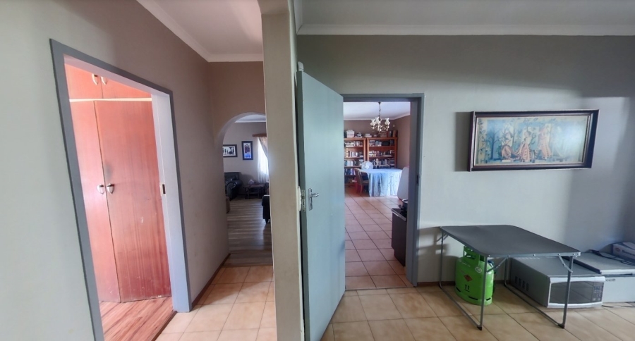  Bedroom Property for Sale in Murrayfield Gauteng