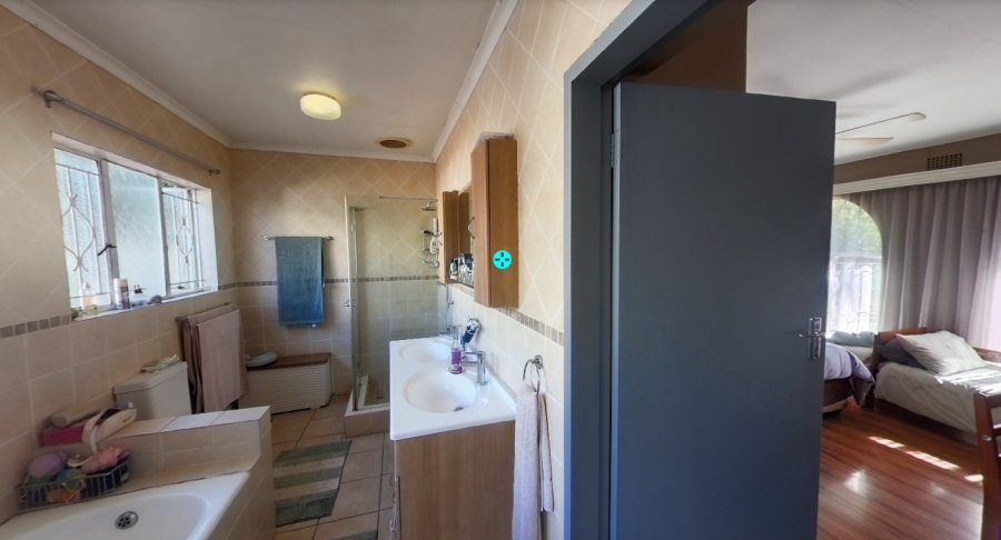 Bedroom Property for Sale in Murrayfield Gauteng