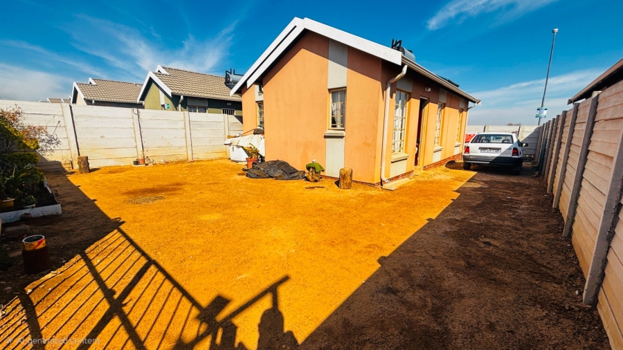 3 Bedroom Property for Sale in Sky City Gauteng