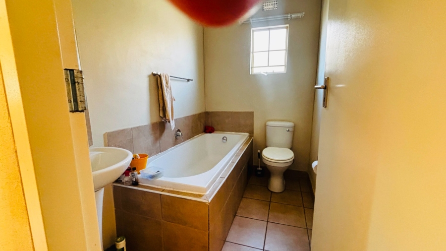 3 Bedroom Property for Sale in Sky City Gauteng
