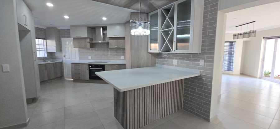 4 Bedroom Property for Sale in Meyersdal Gauteng