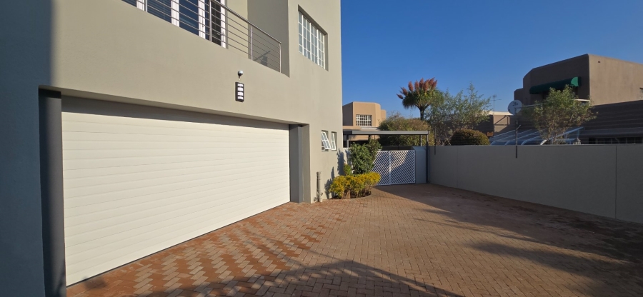 4 Bedroom Property for Sale in Meyersdal Gauteng
