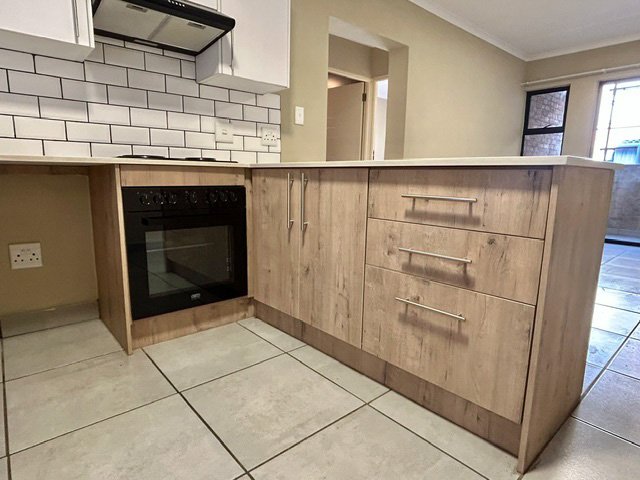 2 Bedroom Property for Sale in Pomona Gauteng