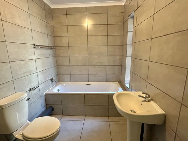 2 Bedroom Property for Sale in Pomona Gauteng
