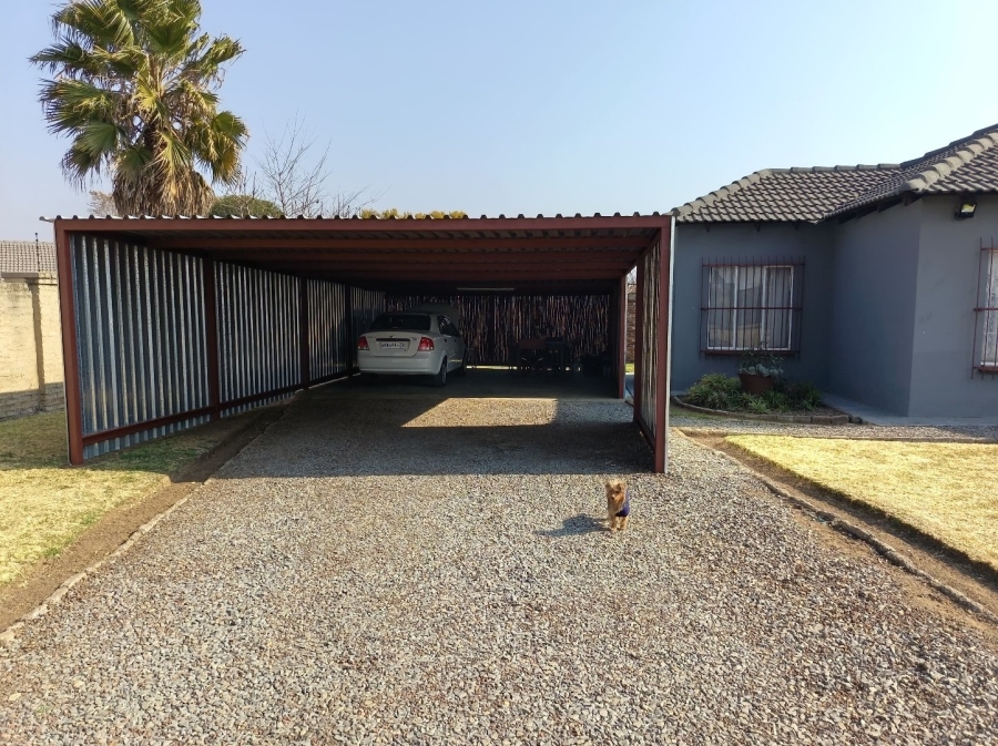 3 Bedroom Property for Sale in Riversdale Gauteng
