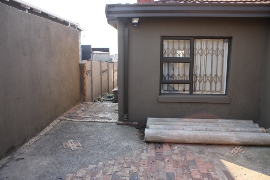 3 Bedroom Property for Sale in South Hills Gauteng