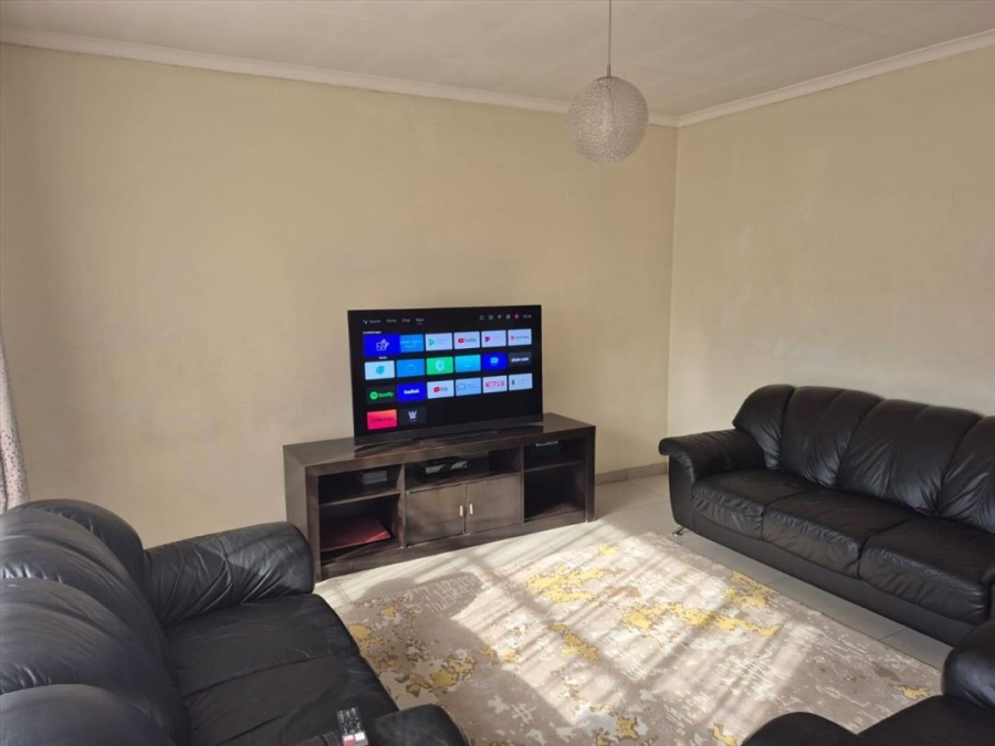 3 Bedroom Property for Sale in Birchleigh North Gauteng