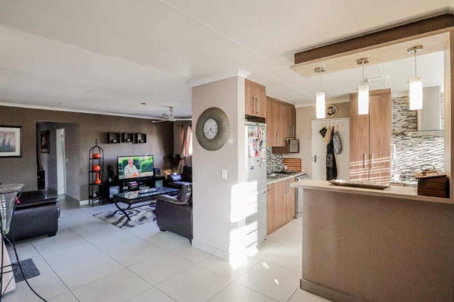 3 Bedroom Property for Sale in Van Riebeeck Park Gauteng