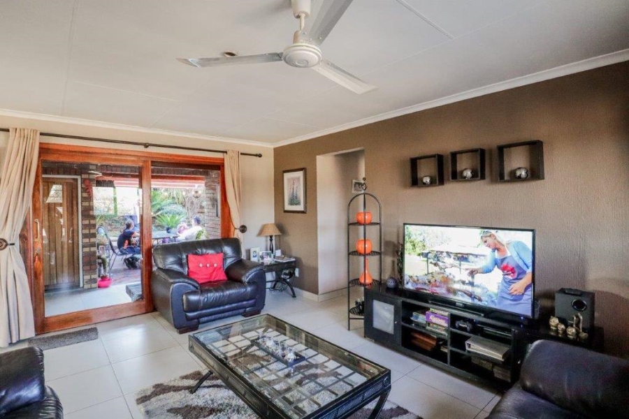 3 Bedroom Property for Sale in Van Riebeeck Park Gauteng
