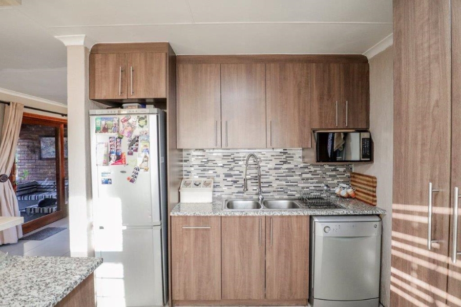 3 Bedroom Property for Sale in Van Riebeeck Park Gauteng