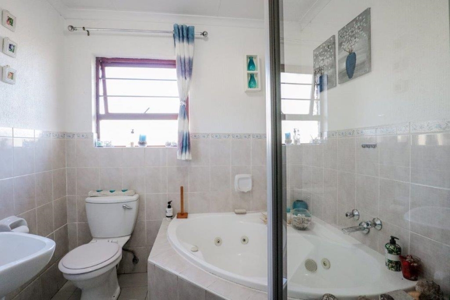 3 Bedroom Property for Sale in Van Riebeeck Park Gauteng